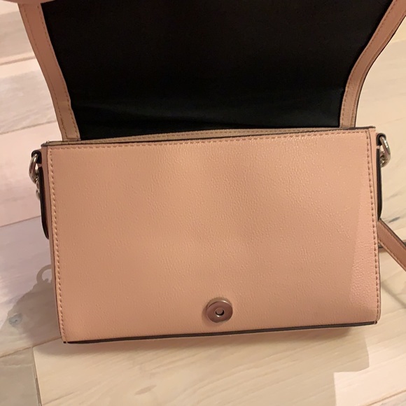 Chaps pink mauve cross body bag. - Picture 8 of 8